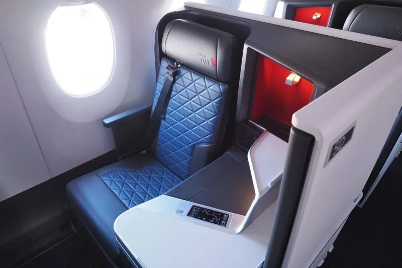 All Delta ONE SUITE routes with Flight Numbers Premium Flights