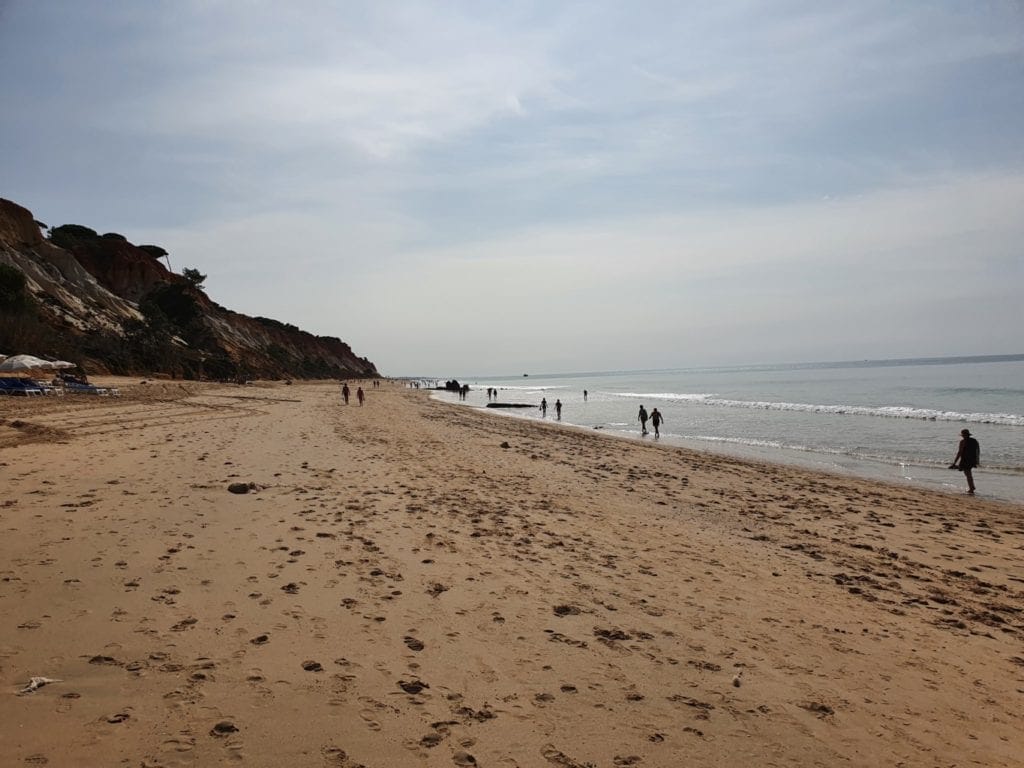 Pine Cliffs Resort beach