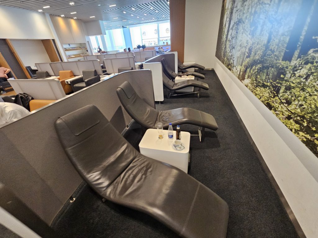 Lufthansa Business Lounge Munich Terminal 2 Non Schengen Realxing