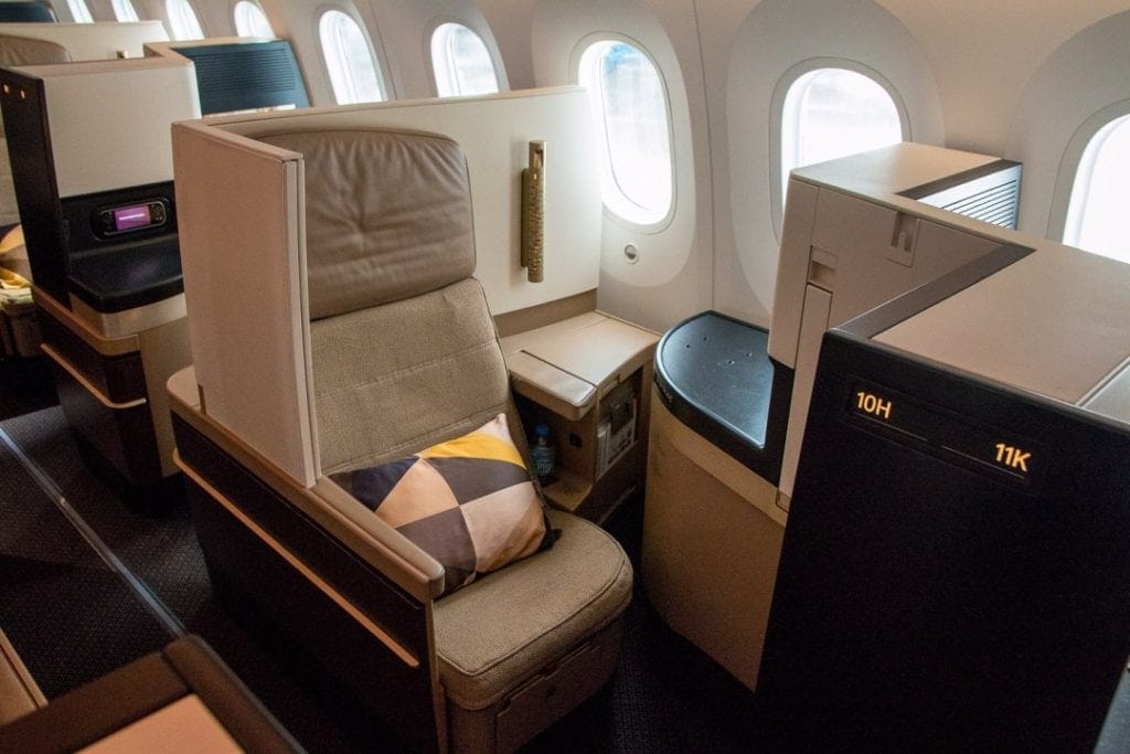 cheap business class flights 2025 Archives