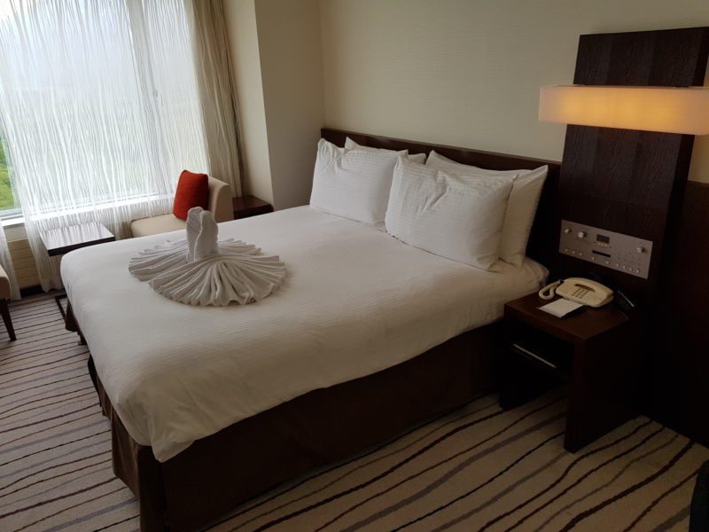 Review Hilton Niseko Village, king bed