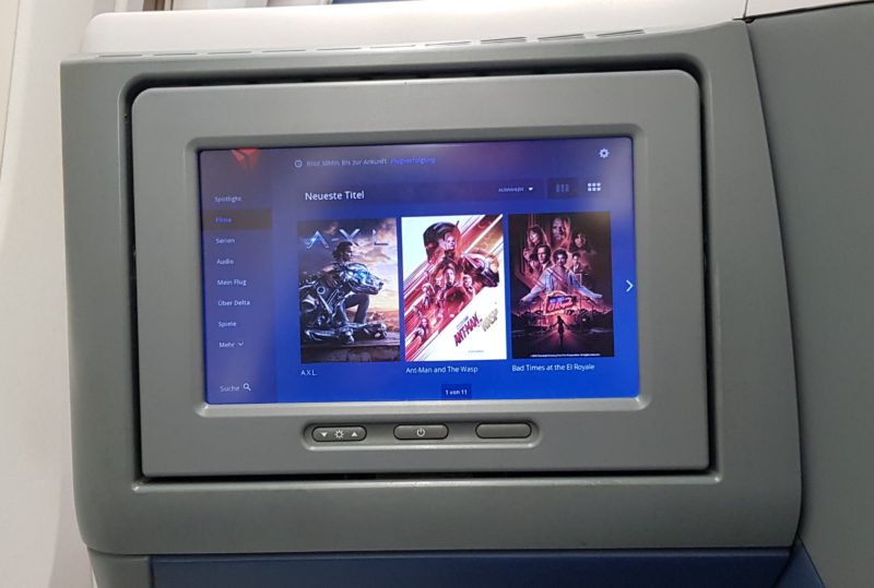 review delta airlines business class