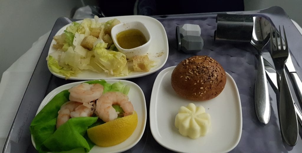 review delta airlines business class