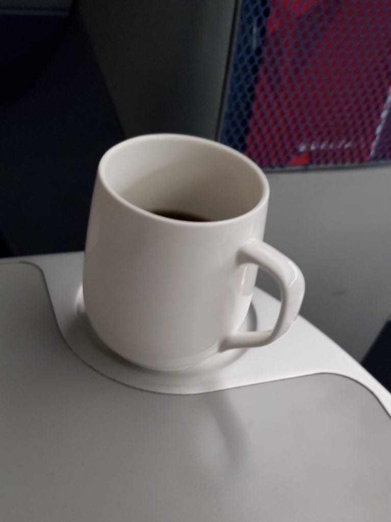 review delta airlines business class